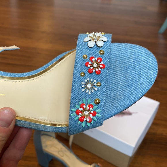 Jessica Simpson heels - Picture 2 of 3